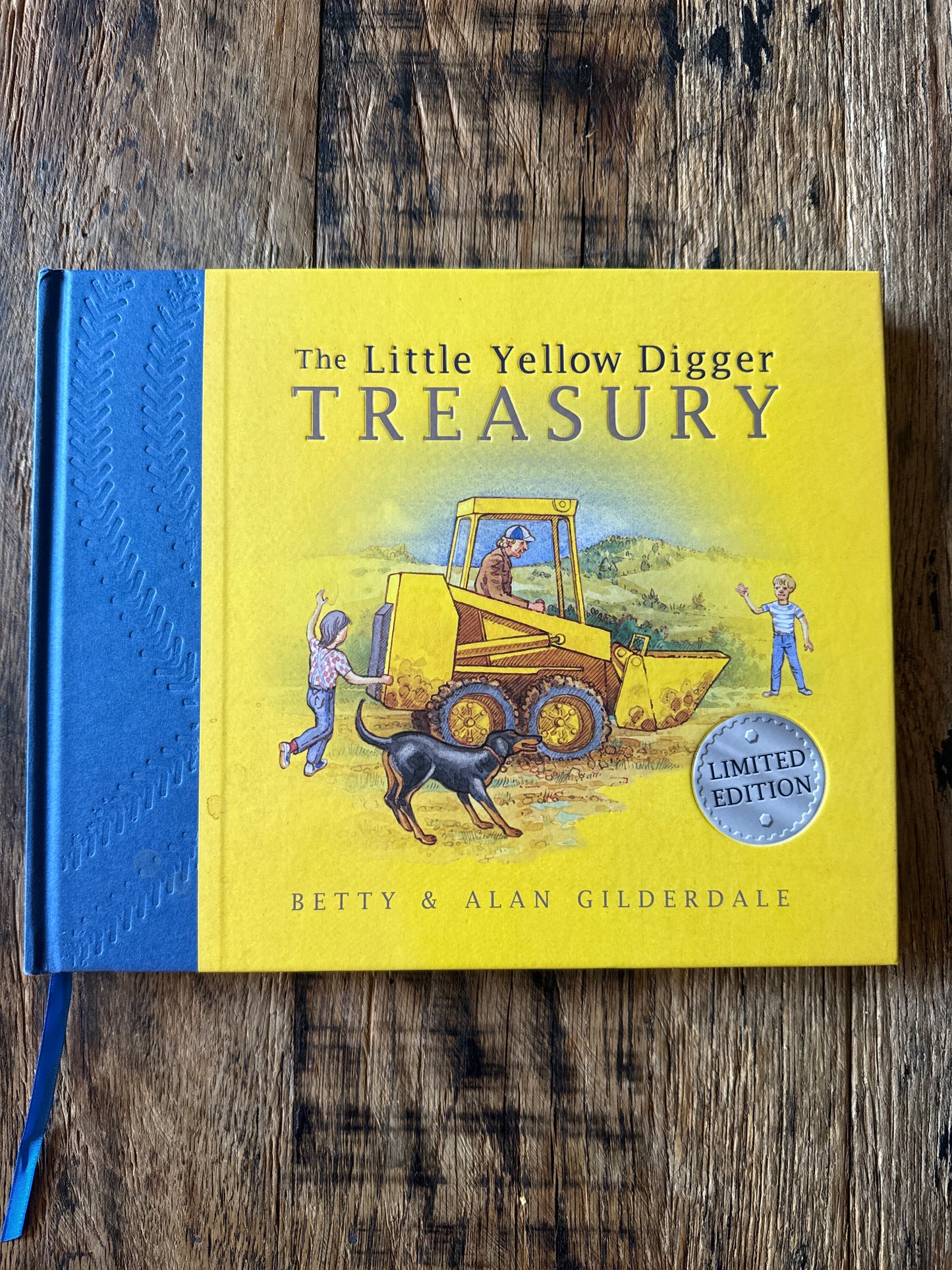 The Little Yellow Digger Treasury by Betty Gilderdale, Alan Gilderdale