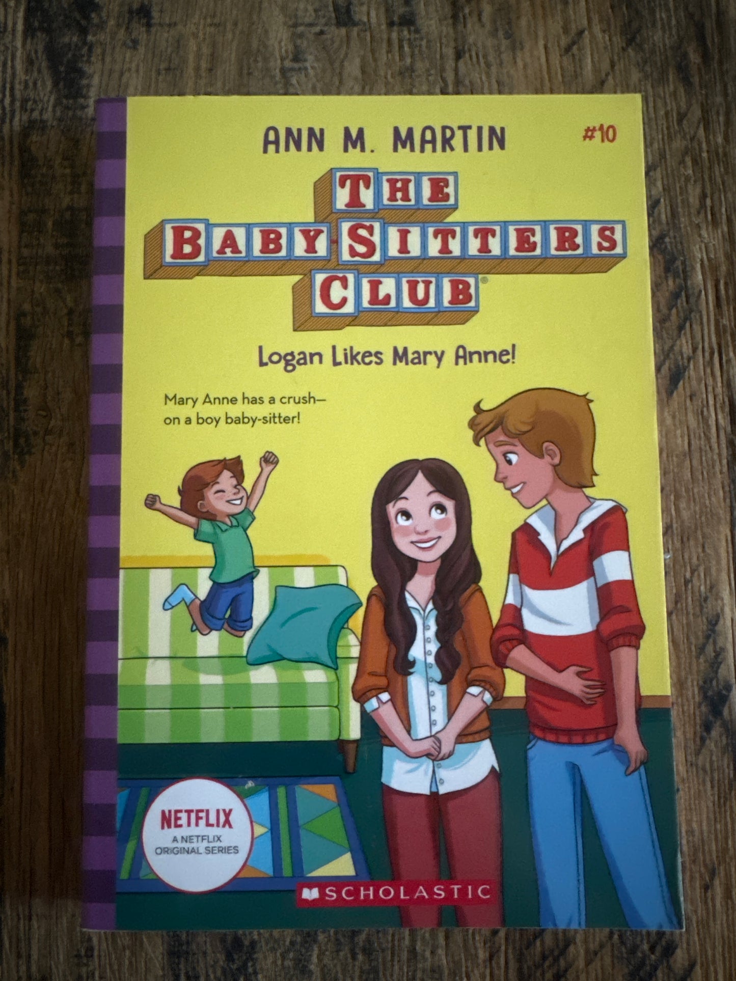 The Baby Sitters Club - Logan Likes Mary Anne by Ann M Martin (modern cover)