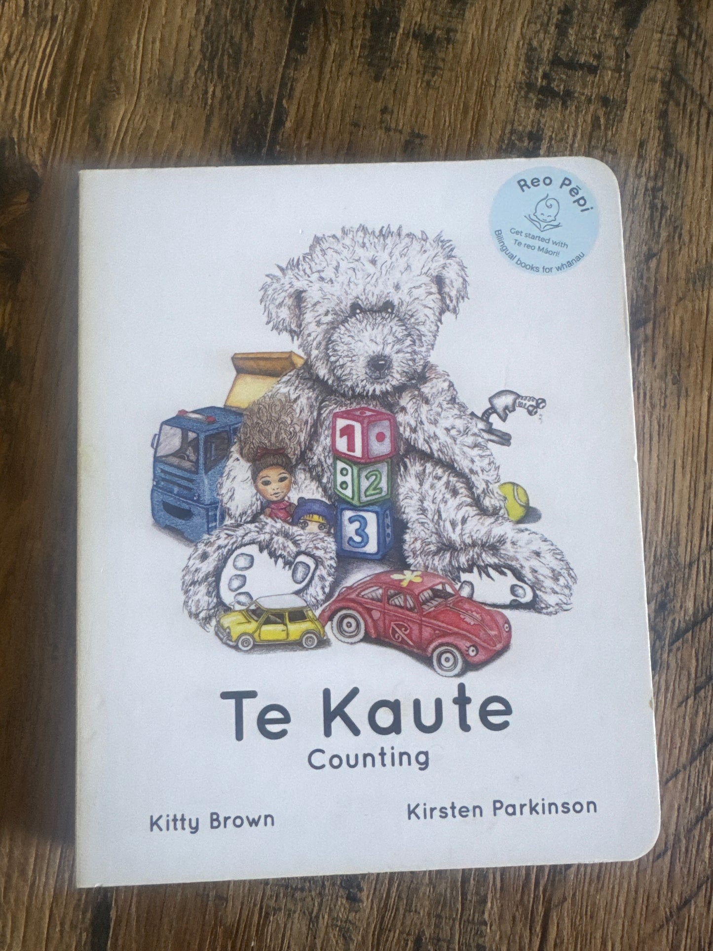 Reo Pēpi - Te Kaute by Kitty Brown and Kirsten Parkinson