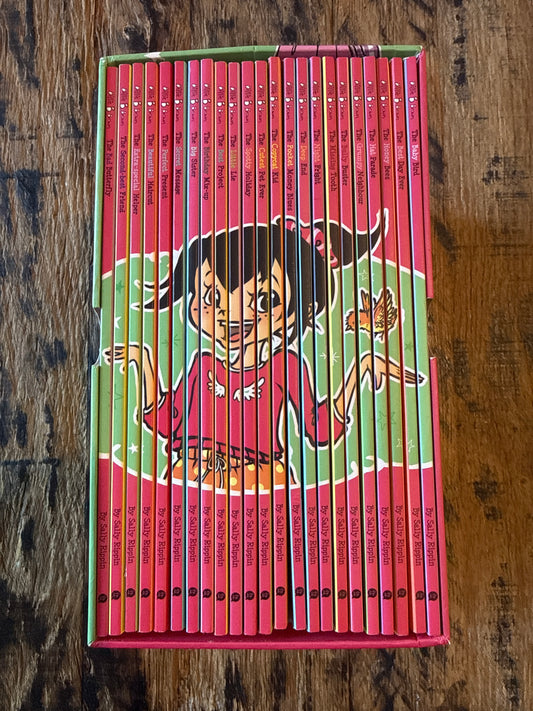 The Ultimate Collection by Sally Rippin, Aki Fukuoka (23 of 25 books)