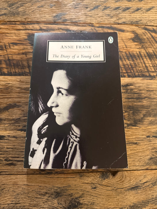 The Diary of a Young Girl: Definitive Edition (Penguin Twentieth Century Classics) by Anne Frank