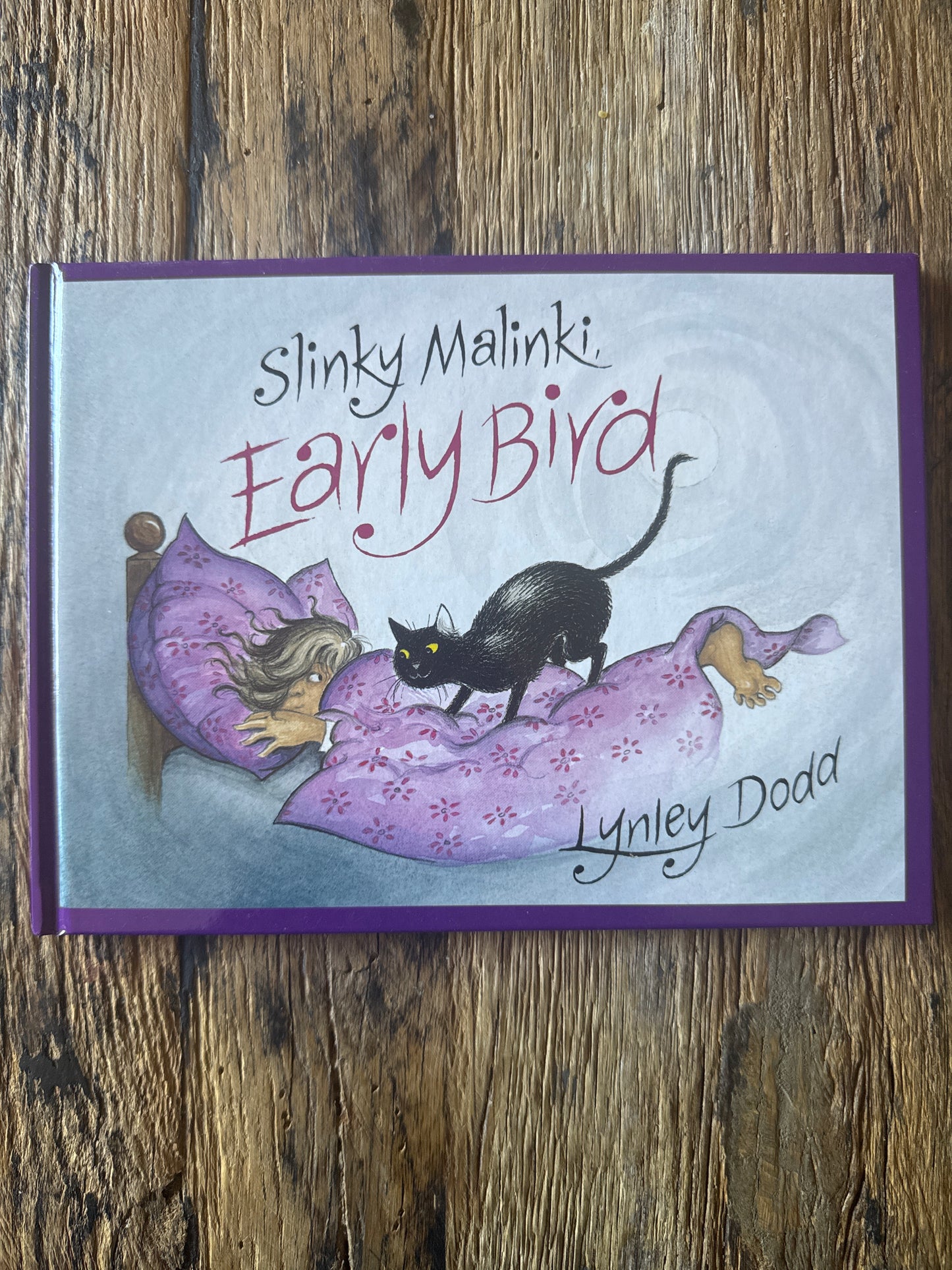 Slinky Malinki, Early Bird by Lynley Dodd